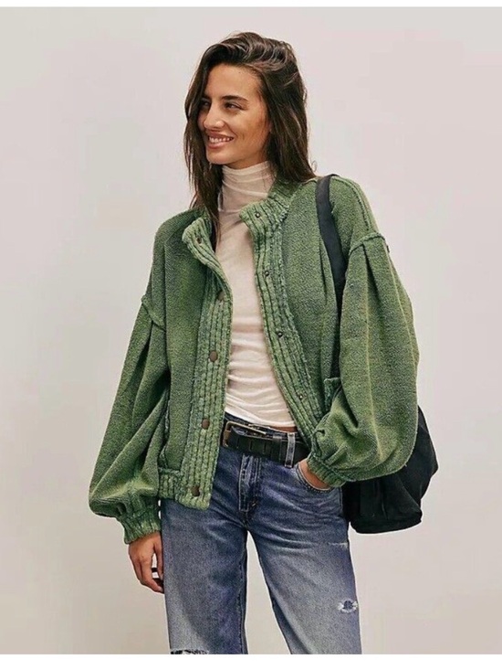 We The Free Sweaters - Free people cute in this cardi sweater size medium